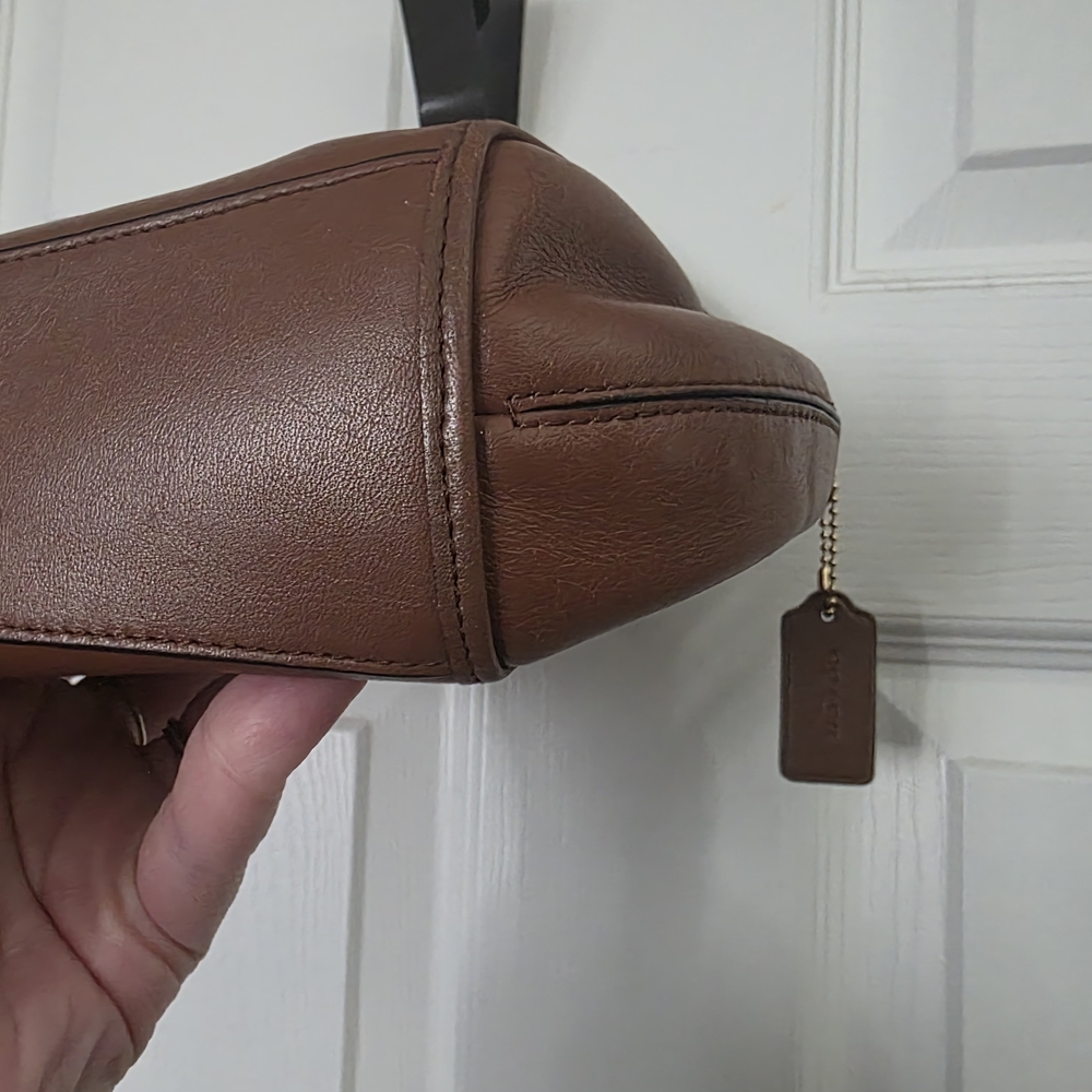 Coach Madison bag. (-MINI) HAND FOR REFERENCE - Picture 6 of 15